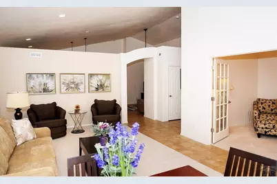 4516 Solar Dr, Pueblo, CO 81005 - Photo 4