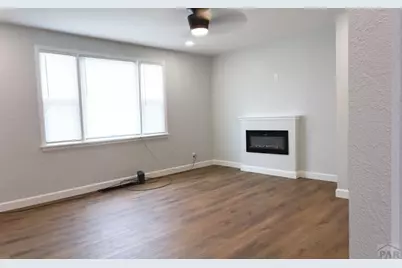 1704 E 5th St, Pueblo, CO 81001 - Photo 8