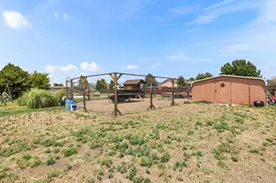 23837 Gale Rd, Pueblo, CO 81006 - Photo 46