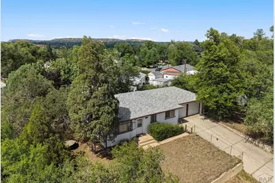 2530 E Uintah St., Colorado Springs, CO 80909 - Photo 2