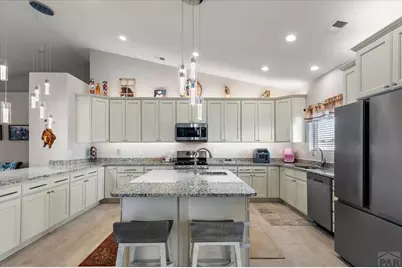 606 S Calaveras Dr, Pueblo West, CO 81007 - Photo 8