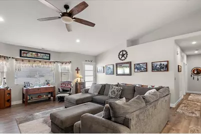606 S Calaveras Dr, Pueblo West, CO 81007 - Photo 4