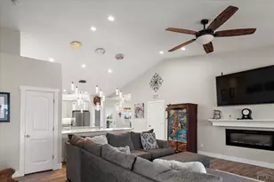 606 S Calaveras Dr, Pueblo West, CO 81007 - Photo 10