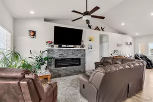 1673 N Calle Rosa Dr, Pueblo West, CO 81007 - Photo 10