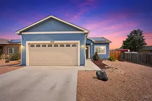 2319 W 18th St, Pueblo, CO 81003 - Photo 2