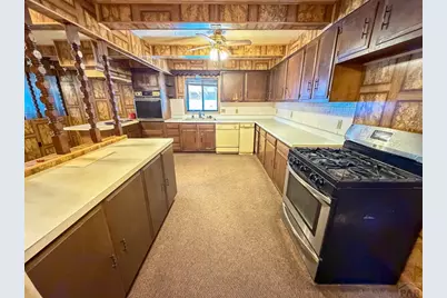708 S 2nd St, Lamar, CO 81052 - Photo 4