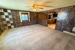 708 S 2nd St, Lamar, CO 81052 - Photo 2