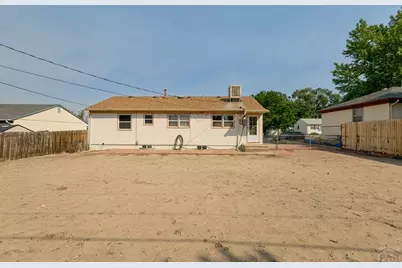 1810 Comanche Rd, Pueblo, CO 81001 - Photo 26