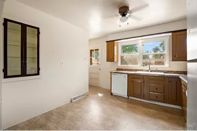 1810 Comanche Rd, Pueblo, CO 81001 - Photo 8