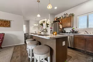 2430 W Cruz Ct, Pueblo, CO 81003 - Photo 8