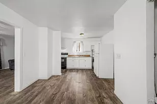 608 E 10th St, Pueblo, CO 81001 - Photo 8