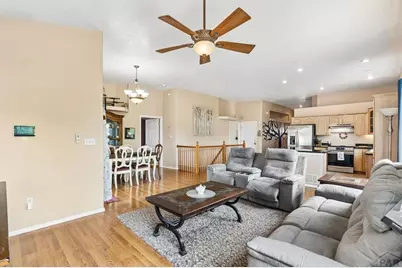 703 N Canvas Dr, Pueblo West, CO 81007 - Photo 12