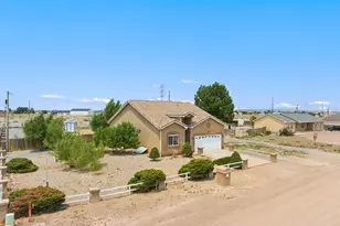 703 N Canvas Dr, Pueblo West, CO 81007 - Photo 4