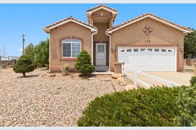 703 N Canvas Dr, Pueblo West, CO 81007 - Photo 2