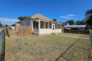 208 S 6th St, Holly, CO 81047 - Photo 12
