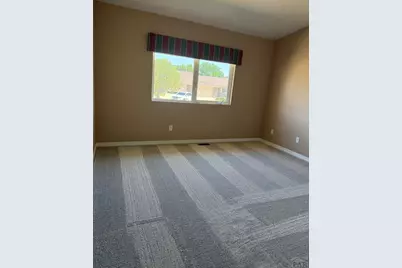 1925 Kingsroyal Blvd #P, Pueblo, CO 81005 - Photo 8