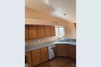 1925 Kingsroyal Blvd #P, Pueblo, CO 81005 - Photo 4