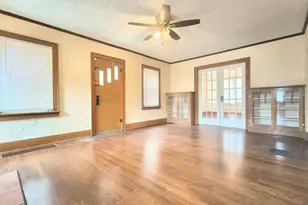2124 West St, Pueblo, CO 81003 - Photo 2