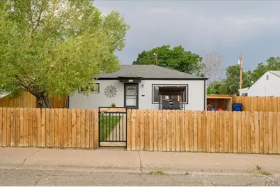 2581 Camellia St, Pueblo, CO 81005 - Photo 2