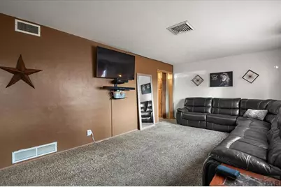 2581 Camellia St, Pueblo, CO 81005 - Photo 4