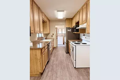 1428 W 5th St, La Junta, CO 81050 - Photo 14