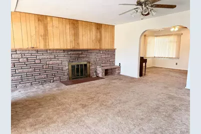 1428 W 5th St, La Junta, CO 81050 - Photo 4