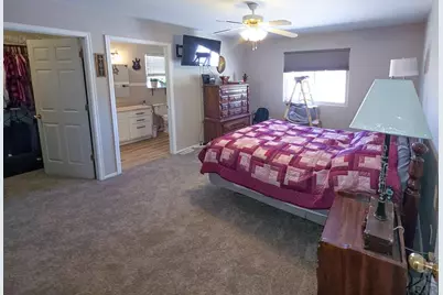 403 N Desert Cove Dr, Pueblo West, CO 81007 - Photo 16