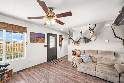 479 E Fredonia Dr, Pueblo West, CO 81007 - Photo 8