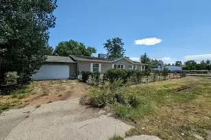 822 S Tolstoi Dr, Pueblo West, CO 81007 - Photo 2