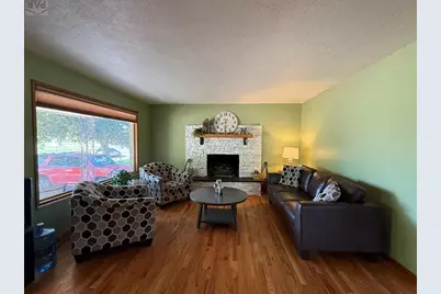 187 University Circle, Pueblo, CO 81005 - Photo 6