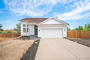 473 Hook Ct, Pueblo West, CO 81007 - Photo 1