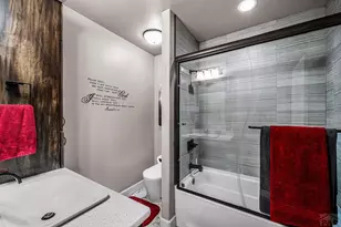 5218 Lynn Meadows Dr, Pueblo, CO 81005 - Photo 30