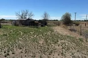 100 Reynolds Ave, Swink, CO 81077 - Photo 2
