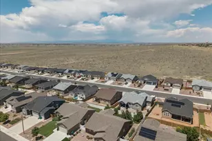 2212 Sunrise Ln, Pueblo, CO 81008 - Photo 40