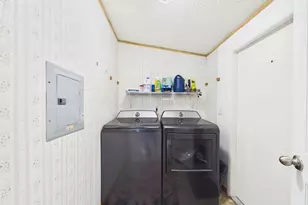 1047 S Saddlerock Dr, Pueblo West, CO 81007 - Photo 22