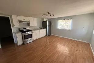2405 W 15th St, Pueblo, CO 81003 - Photo 8