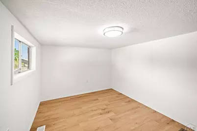 535 Cactus St, Pueblo, CO 81005 - Photo 10