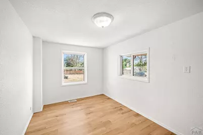535 Cactus St, Pueblo, CO 81005 - Photo 6