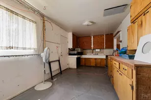 305 Moore Ave, Las Animas, CO 81054 - Photo 32