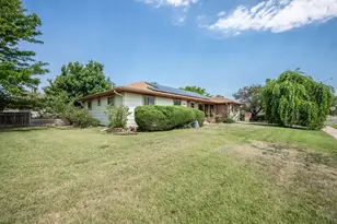 305 Moore Ave, Las Animas, CO 81054 - Photo 4