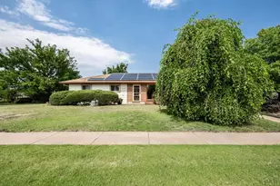 305 Moore Ave, Las Animas, CO 81054 - Photo 1
