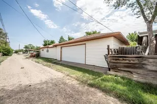 305 Moore Ave, Las Animas, CO 81054 - Photo 40