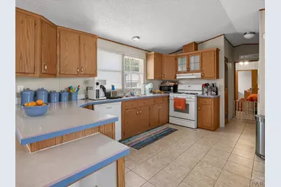 333 E Countryside Dr, Pueblo West, CO 81007 - Photo 16