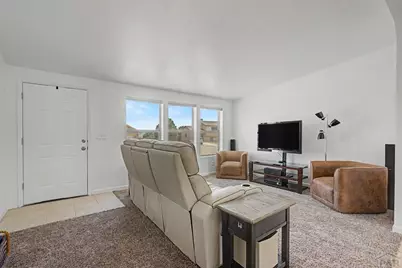 667 S Burro Dr, Pueblo West, CO 81007 - Photo 4