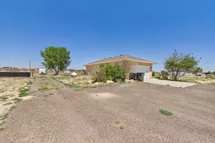 635 E Chaunsey Dr, Pueblo West, CO 81007 - Photo 4