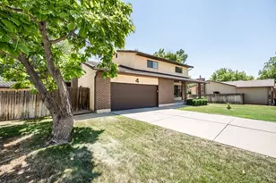 4 Yarrow Ct, Pueblo, CO 81001 - Photo 2