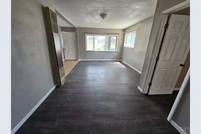 404 S 5th St, Lamar, CO 81052 - Photo 8