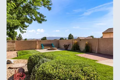 1206 W Shenandoah Dr, Pueblo West, CO 81007 - Photo 30