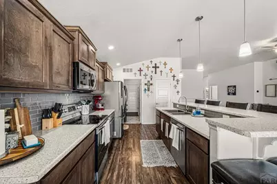 681 E Longsdale Dr, Pueblo West, CO 81007 - Photo 8
