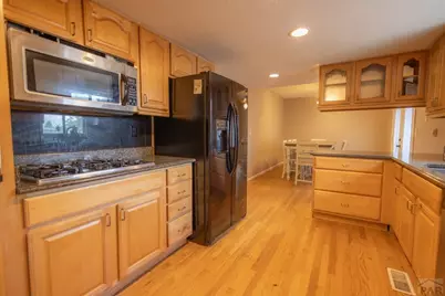 1309 Kingsroyal Blvd, Pueblo, CO 81005 - Photo 6